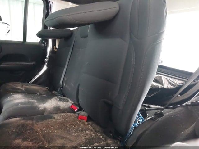2018 JEEP WRANGLER UNLIMITED SAHARA 8