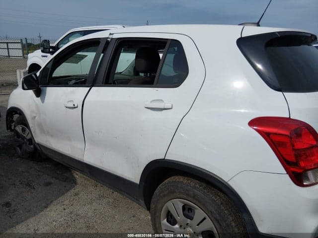 2018 CHEVROLET TRAX LS 14