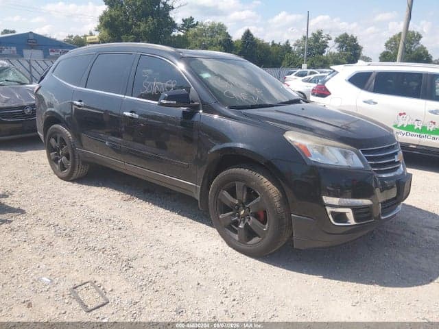 2017 CHEVROLET TRAVERSE LT 1