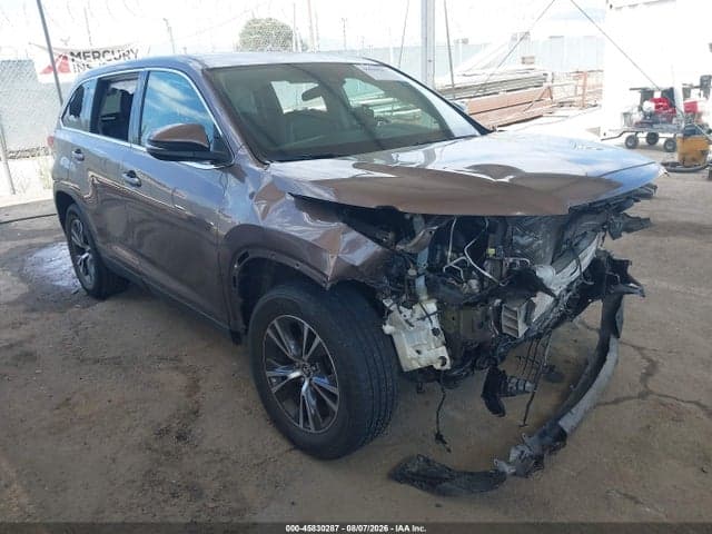 2019 TOYOTA HIGHLANDER LE PLUS 1