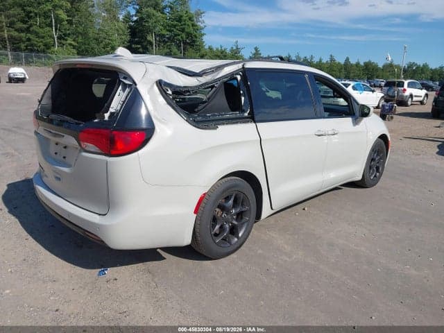 2020 CHRYSLER PACIFICA TOURING L 4