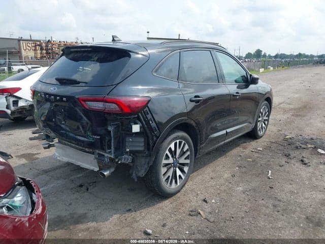 2023 FORD ESCAPE ST-LINE 4