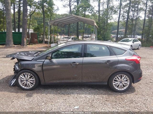 2017 FORD FOCUS TITANIUM 14