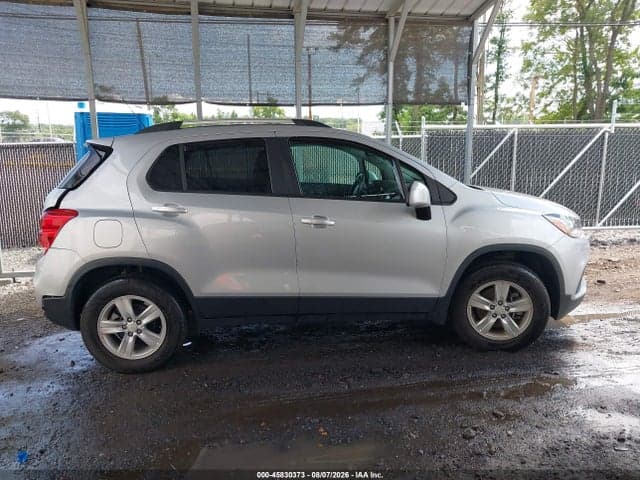2022 CHEVROLET TRAX AWD LT 13