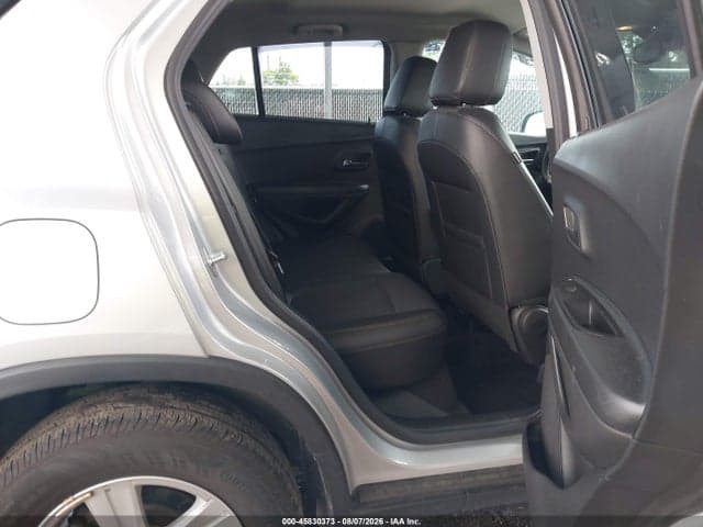2022 CHEVROLET TRAX AWD LT 8