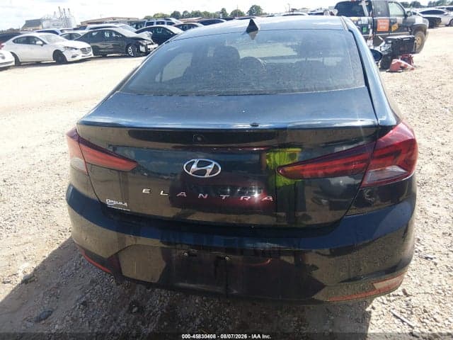 2019 HYUNDAI ELANTRA SEL 16