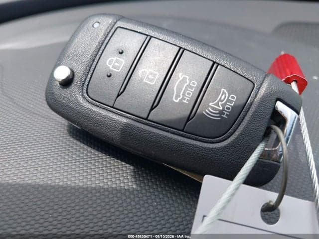 2025 HYUNDAI ELANTRA SE 11