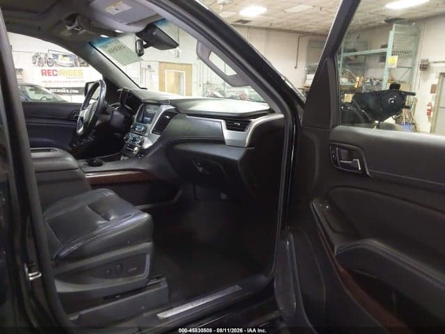 2017 GMC YUKON XL SLT 5