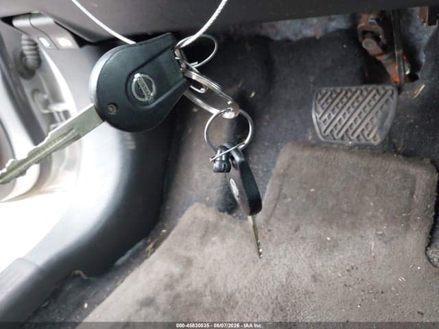 2018 NISSAN VERSA 1.6 SV 11