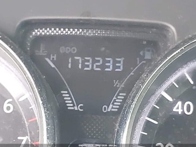 2018 NISSAN VERSA 1.6 SV 12