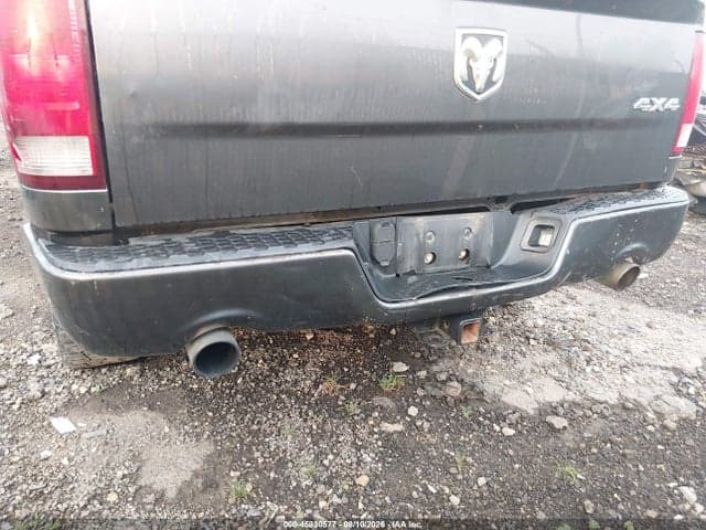 2018 RAM 1500 EXPRESS 4X4 5'7 BOX 6