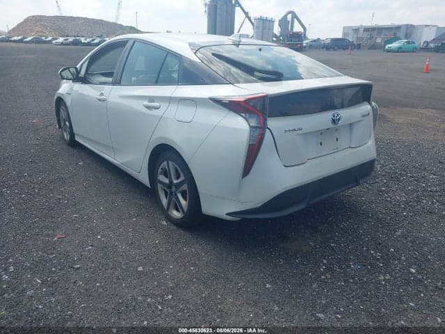 2017 TOYOTA PRIUS THREE TOURING 3