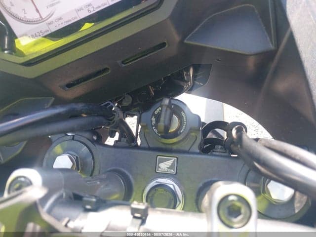 2024 HONDA XL750 11