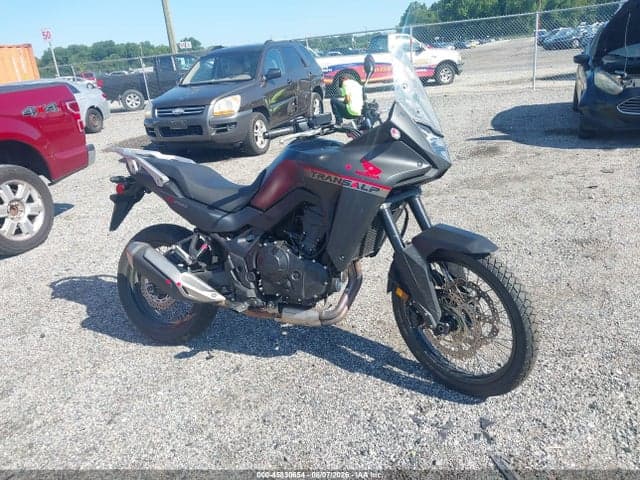2024 HONDA XL750 8