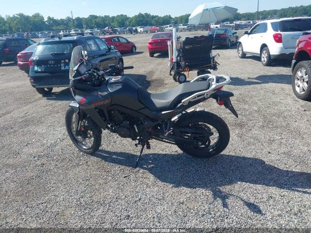 2024 HONDA XL750 9