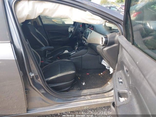 2020 NISSAN VERSA SV XTRONIC CVT 5
