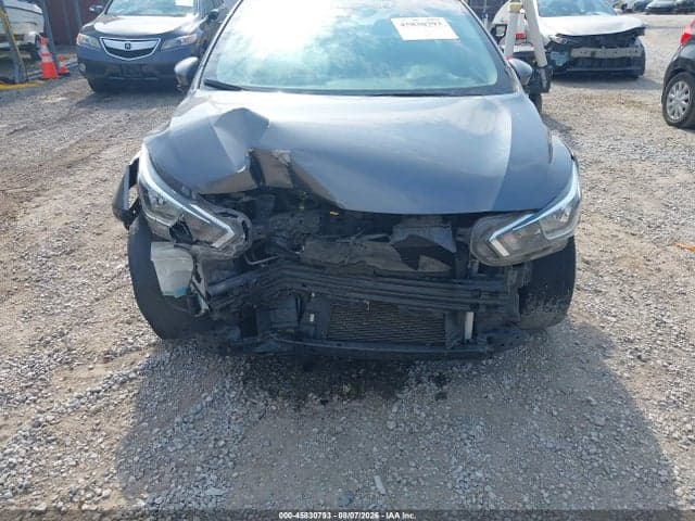 2020 NISSAN VERSA SV XTRONIC CVT 6