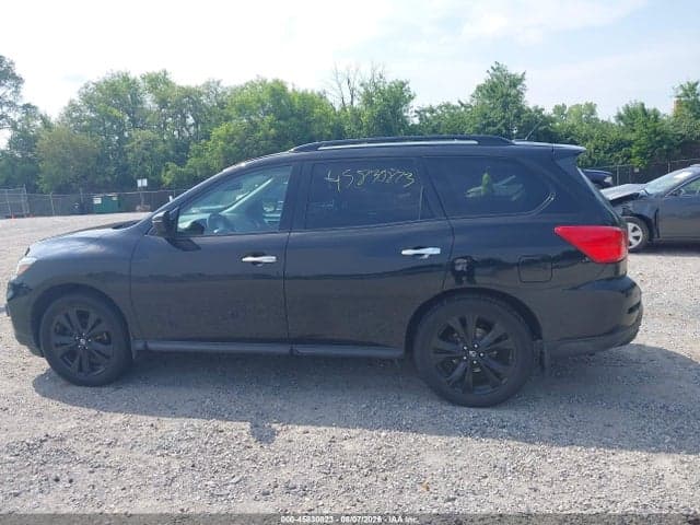 2018 NISSAN PATHFINDER SL 14