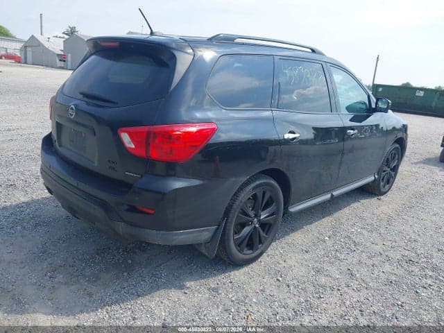 2018 NISSAN PATHFINDER SL 4