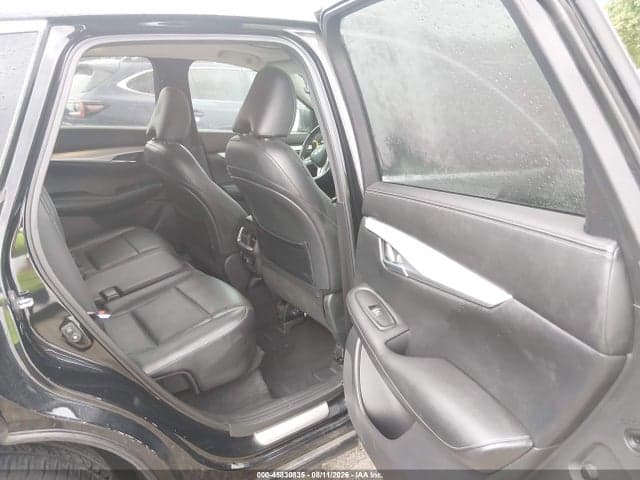 2019 INFINITI QX50 ESSENTIAL 8