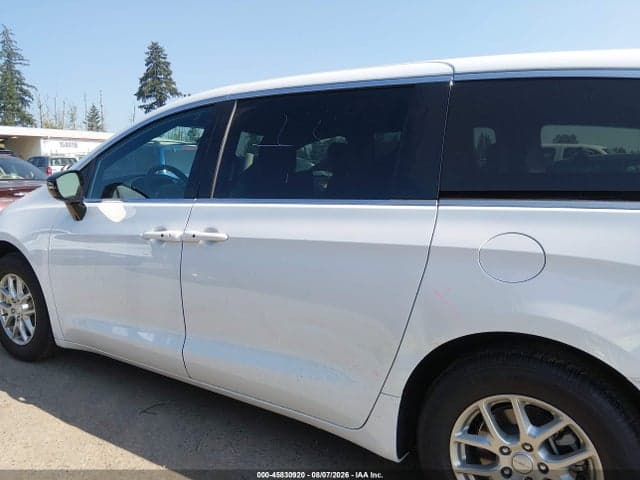 2027 CHRYSLER PACIFICA SELECT 14