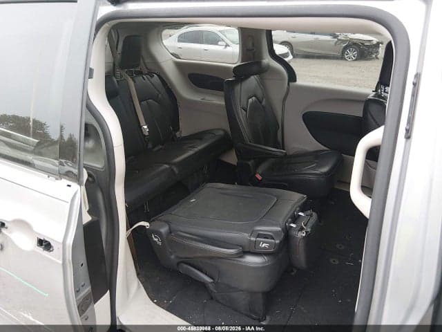 2017 CHRYSLER PACIFICA TOURING-L 8