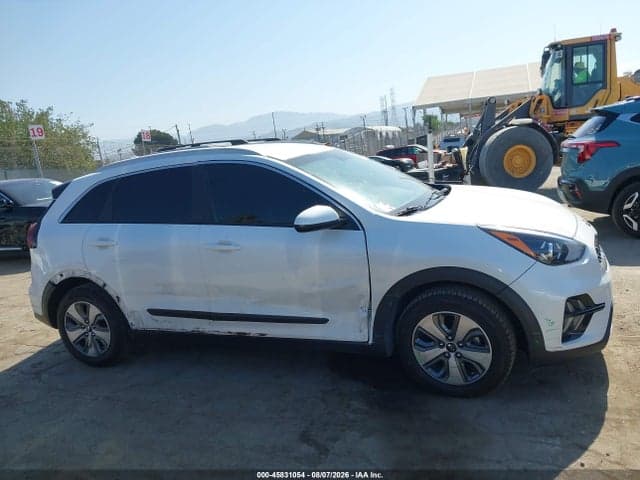 2021 KIA NIRO LX 13