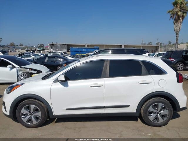 2021 KIA NIRO LX 14