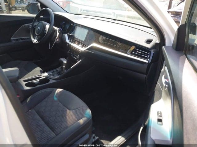 2021 KIA NIRO LX 5