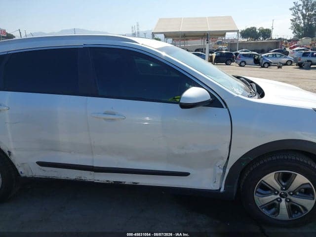 2021 KIA NIRO LX 6