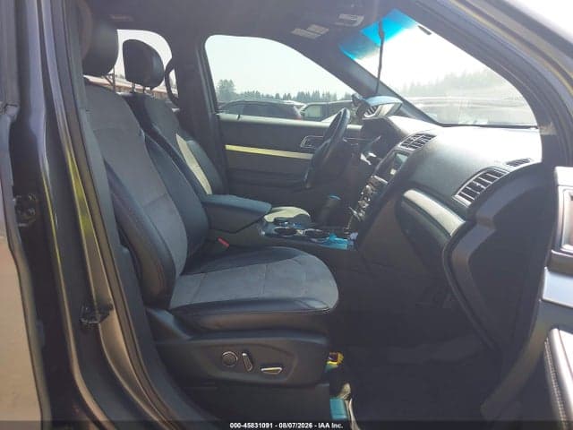 2017 FORD EXPLORER XLT 5