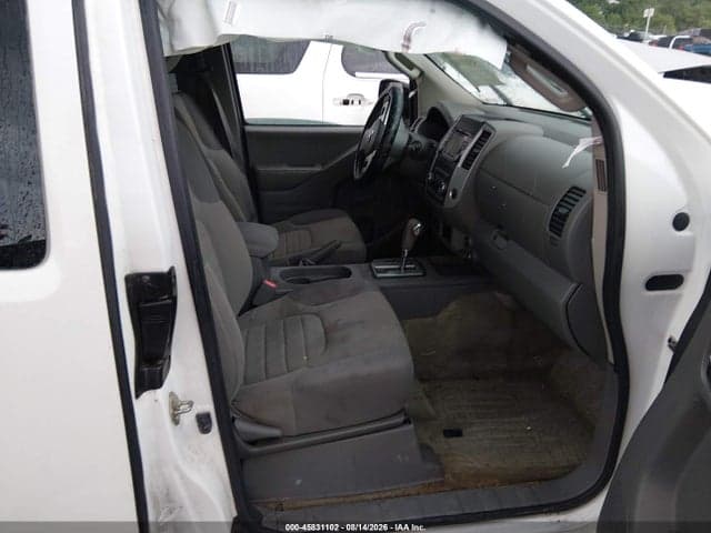 2017 NISSAN FRONTIER S 5
