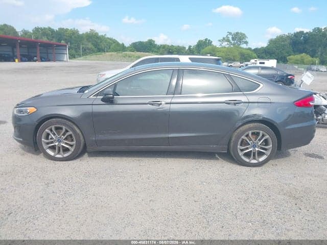 2019 FORD FUSION SEL 14