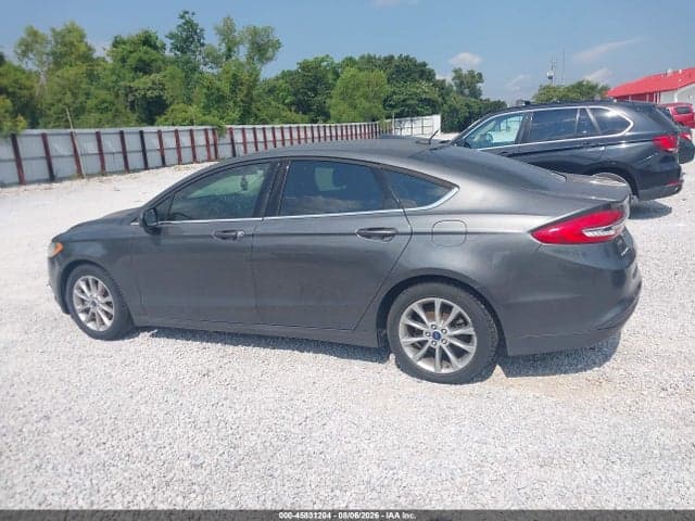 2017 FORD FUSION SE 14