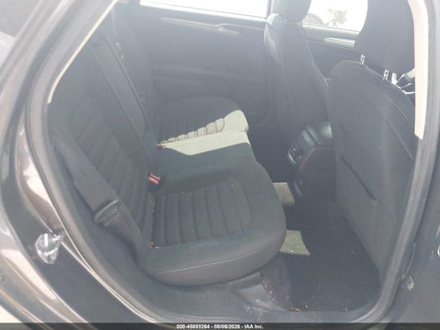 2017 FORD FUSION SE 8