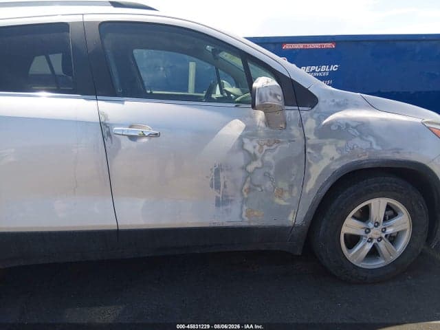 2019 CHEVROLET TRAX LT 6