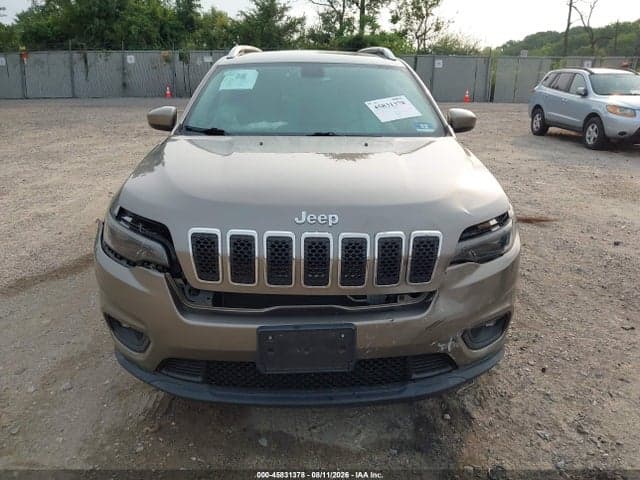 2019 JEEP CHEROKEE LATITUDE 4X4 12