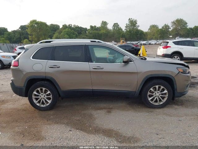 2019 JEEP CHEROKEE LATITUDE 4X4 13