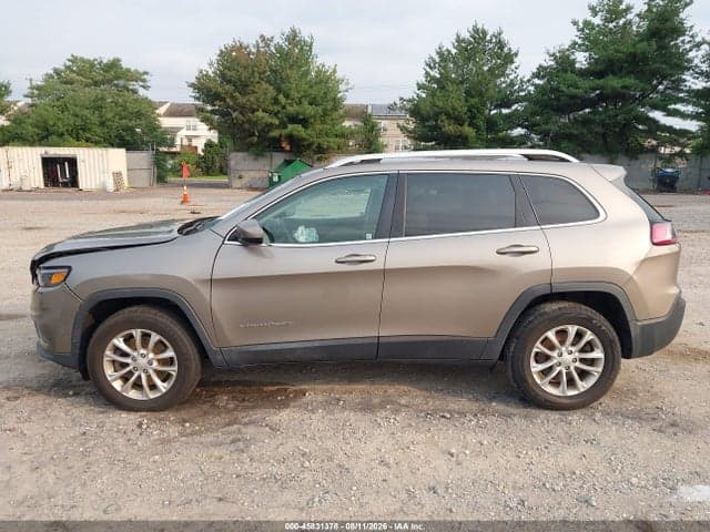 2019 JEEP CHEROKEE LATITUDE 4X4 14
