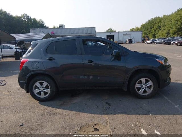 2020 CHEVROLET TRAX AWD LS 13