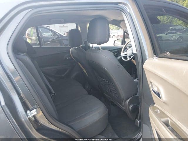 2020 CHEVROLET TRAX AWD LS 8
