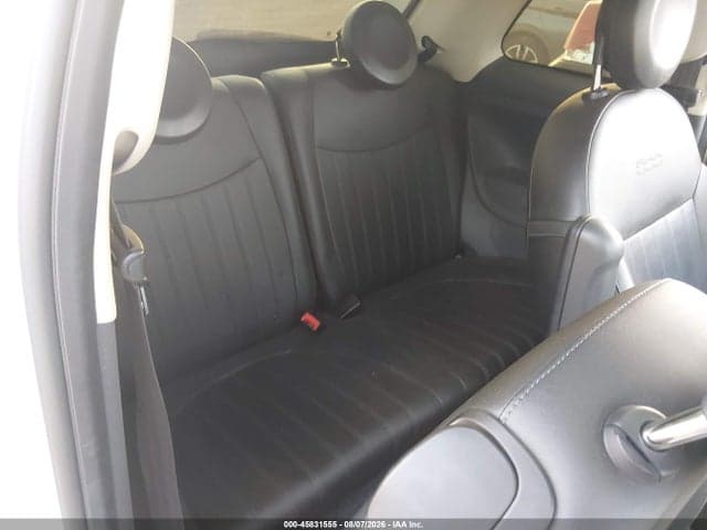 2018 FIAT 500 LOUNGE 8
