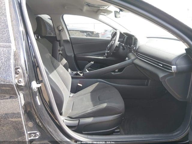 2023 HYUNDAI ELANTRA SEL 5