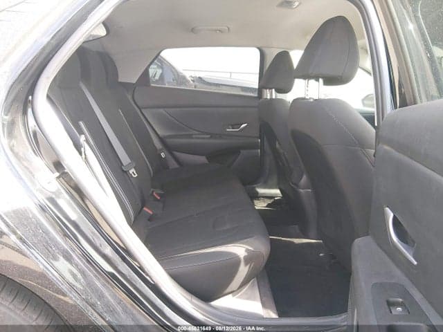 2023 HYUNDAI ELANTRA SEL 8