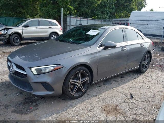 2019 MERCEDES-BENZ A 220 17