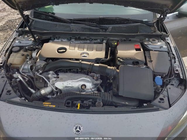 2019 MERCEDES-BENZ A 220 10