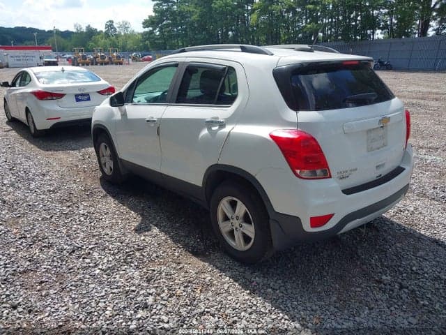 2017 CHEVROLET TRAX LT 3