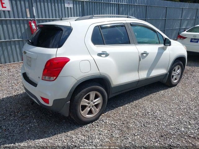 2017 CHEVROLET TRAX LT 4