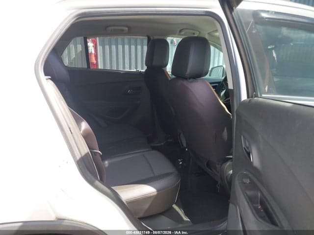 2017 CHEVROLET TRAX LT 8