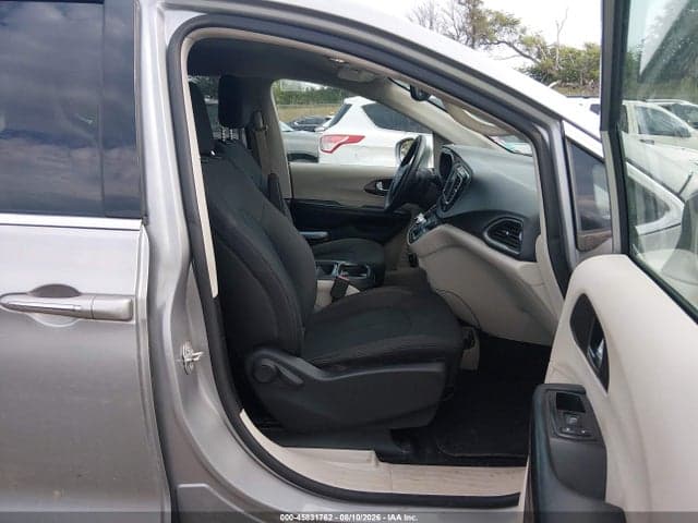 2019 CHRYSLER PACIFICA TOURING PLUS 5